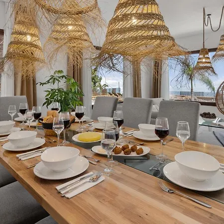 Karat Uchova Villa